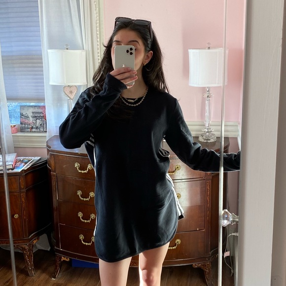 Adidas sweatshirt dress - Picture 2 of 4